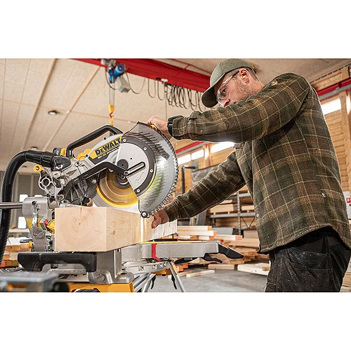 0114923 700 DEWALT, DCS782N, 18V 305MM MITRE SAW BODY ONLY Tool Depot Ireland DEWALT, DCS782N, 18V 305MM MITRE SAW BODY ONLY - Image 3